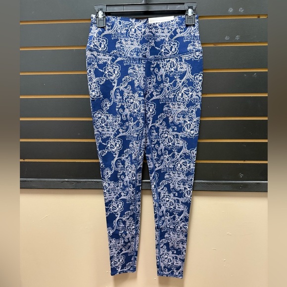 Soft Surroundings Navy Floral Ankle Leggings NWT – XS Stretch Comfort Fit - Picture 1 of 3